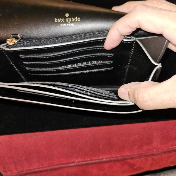 Kate Spade Wallet - Picture 2 of 9